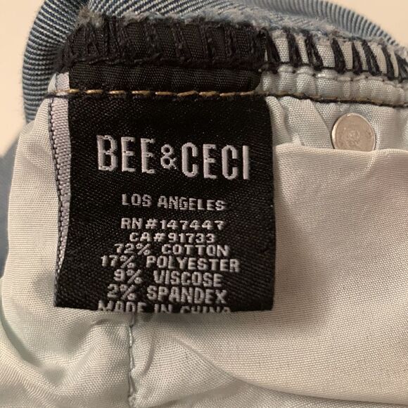 Bee & Ceci L.A. Junior Size 11 Distressed Jeans - Picture 12 of 12